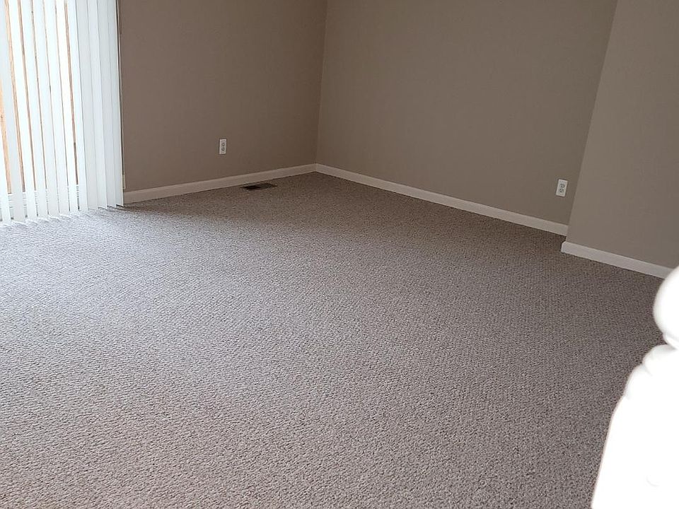 1st image of 1750 Grant Ave