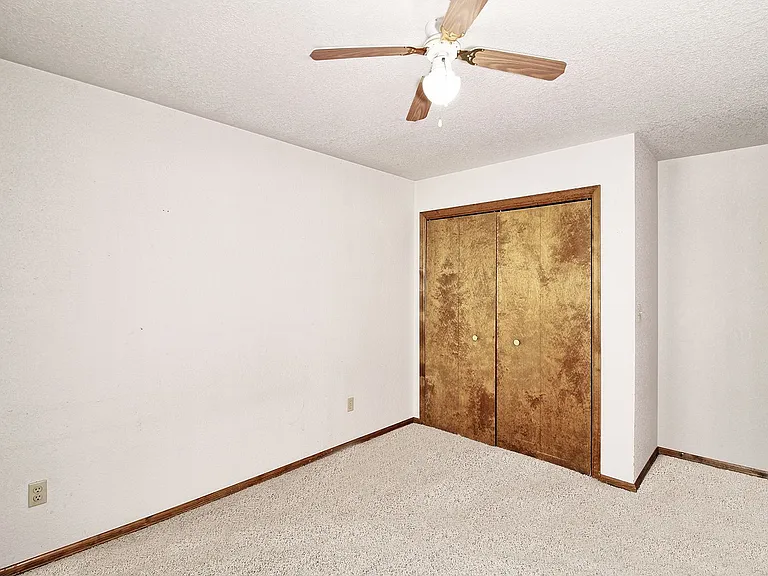 3218 D 7/8 Rd #B — Photo 25