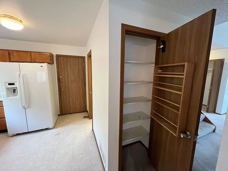 7734 Yates St — Photo 10