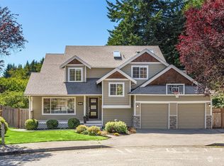 9308 NE Midship Ct, Bainbridge Island, WA 98110