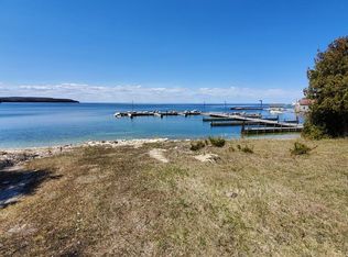 921 Cottage Rd #C, Ellison Bay, WI 54210