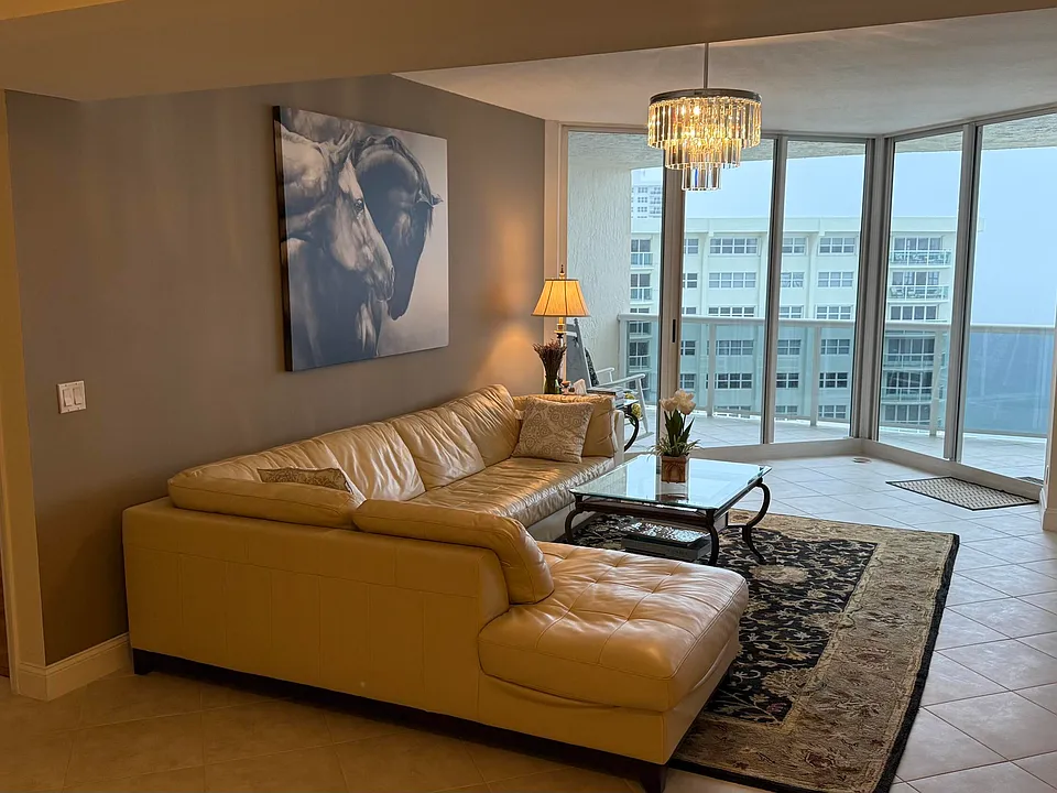 3200 N Ocean Dr #2105