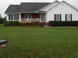 12 Brookstone Dr, Crossville, TN 38555