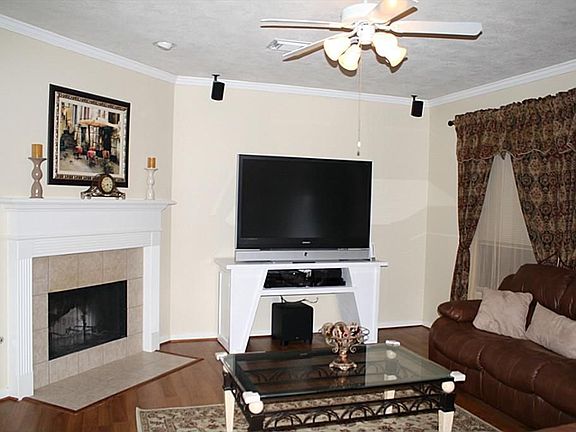 4th image of 3604 Oak Bent Dr