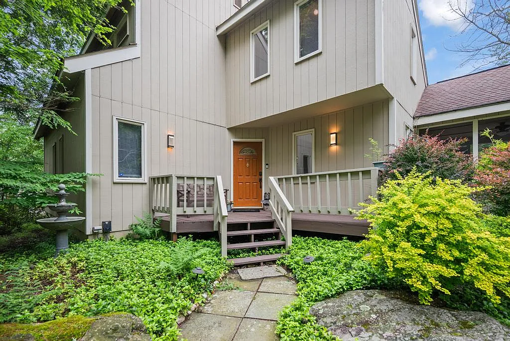 3 bed, 1643 sqft, $2,950 — Photo 4