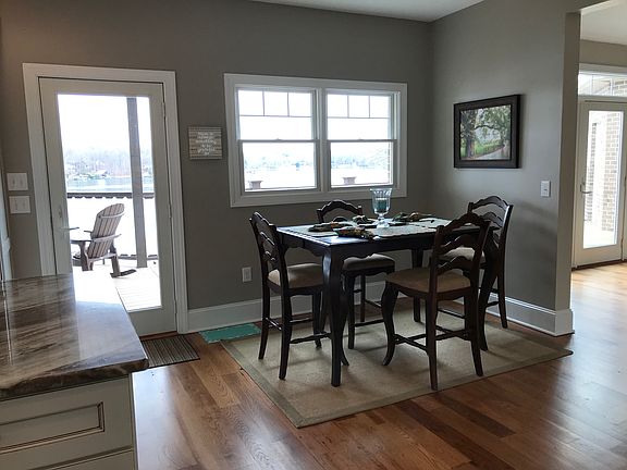 2nd image of 3999 Bluewater Dr