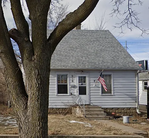 919 S Sherman Ave Photo 1