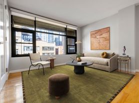 120 W 23rd St