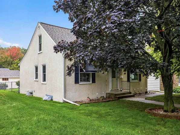 2650 Zenith Ave N, Robbinsdale, MN 55422