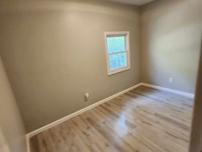 6113 Warner Rd — Photo 4