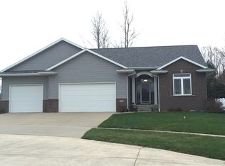 530 Partridge Ct, Marion, IA 52302