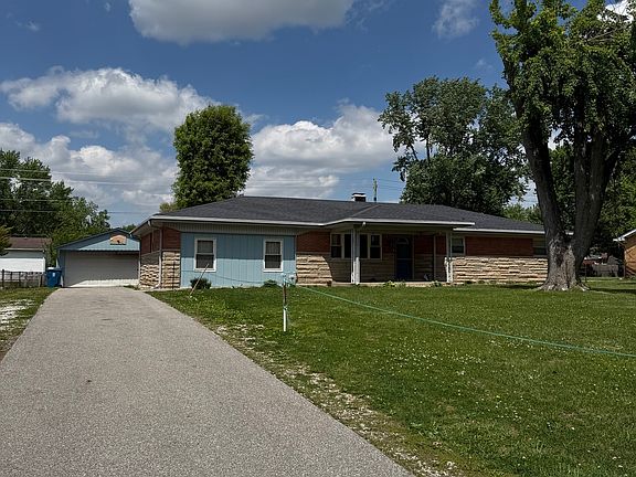 2nd image of 436 W McGregor Rd