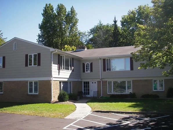 HIGHLAND APARTMENTS, 150 Wayzata Blvd E #0df084784, Wayzata, MN 55391