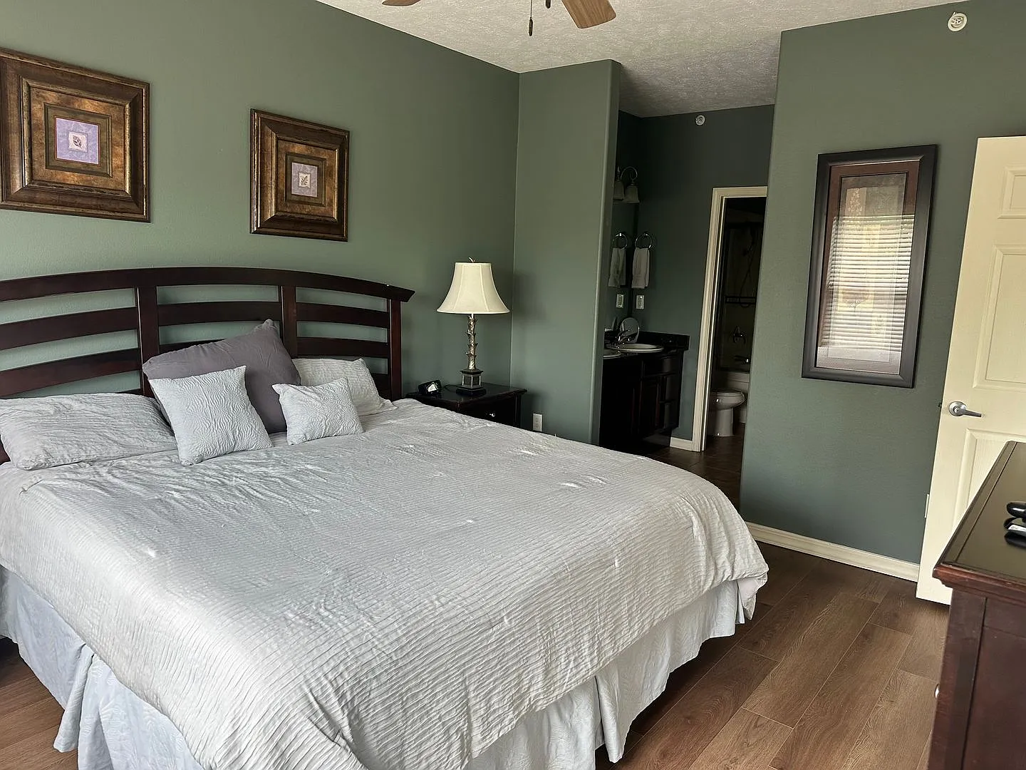 Move in Summer Special - Free Rent - Furnished 2 Bedroom 2 Bath Executive Apartment on Table Rock... — Photo 3