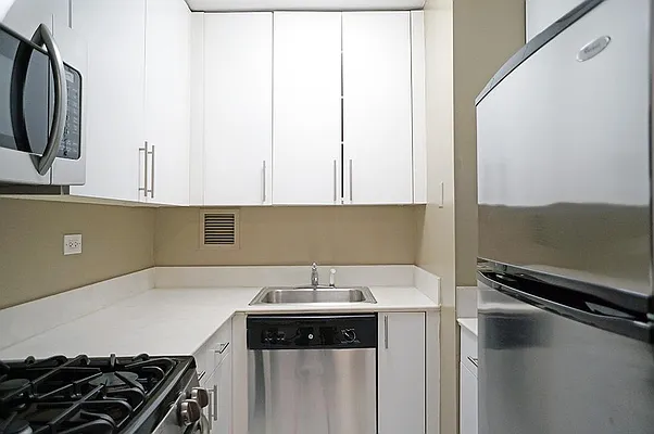 Rented by Level Group | media 16