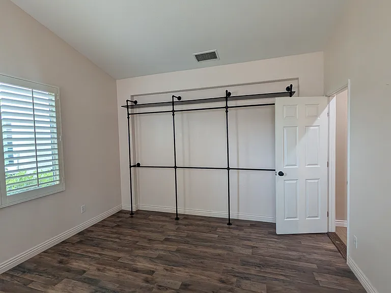 Cedarwood Dr — Photo 14
