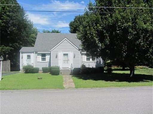 2nd image of 9 Winchester Ave