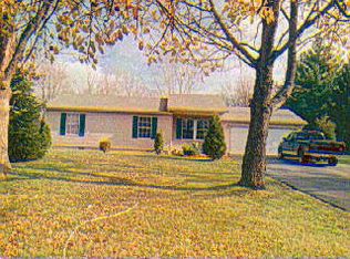 5652 Horseshoe Bend Rd, Hamilton, OH 45011