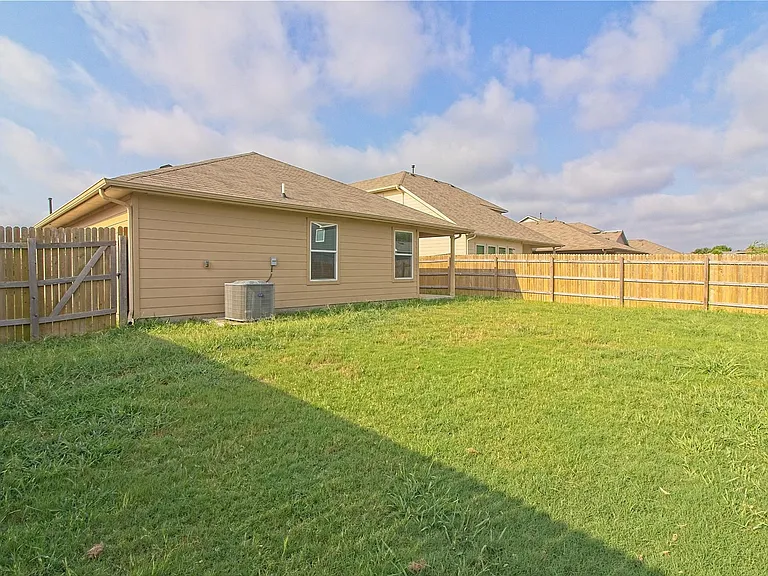 11312 Malta Dr — Photo 29
