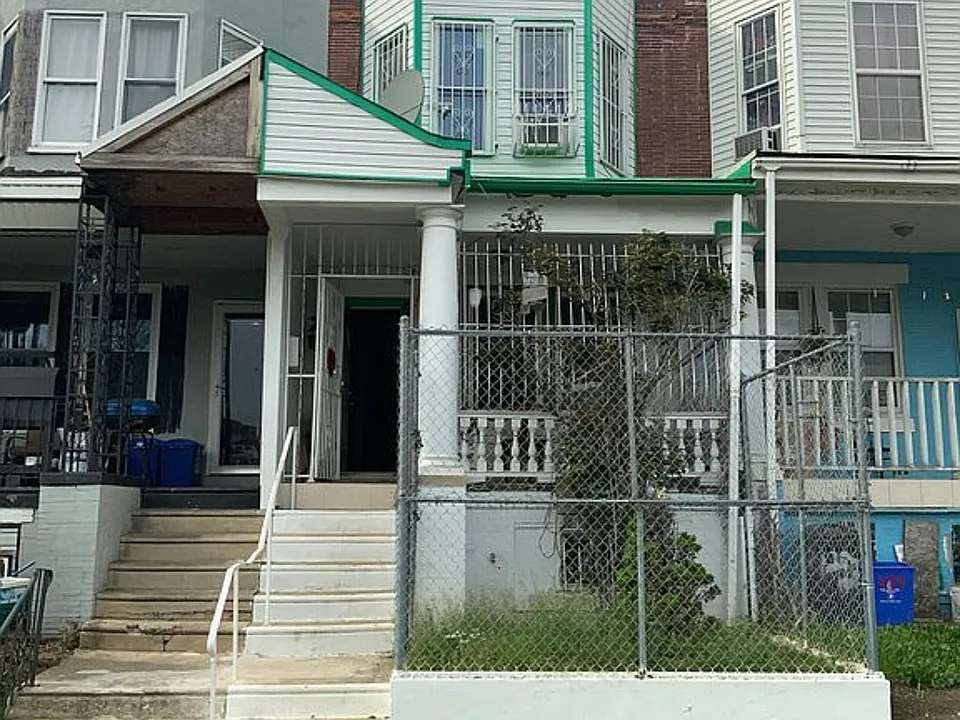 419 W Roosevelt Blvd