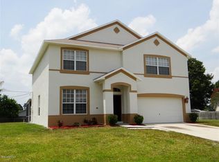 330 Hungry St NE, Palm Bay, FL 32907