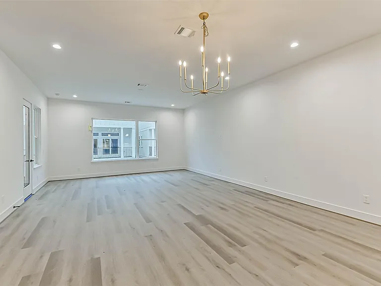 7709 Earl Rudder Way — Photo 13