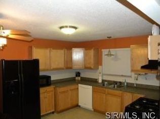 848 Saint Bartholomew Dr, Cahokia, IL 62206