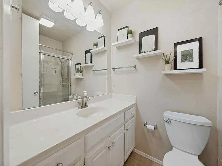 3032 Hollandale Ln — Photo 24