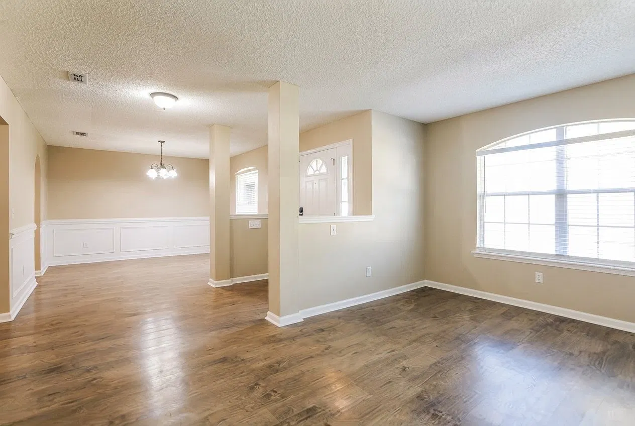 Spacious 4BR/4BA Single-Family Home for Rent in Jacksonville, FL - $1655/mo — Photo 3