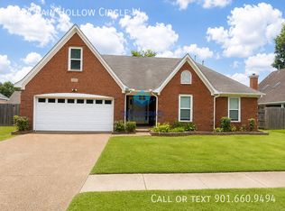 1304 Rain Hollow Cir W, Collierville, TN 38017