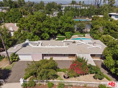 5001 Palomar Dr, Tarzana, CA, 91356