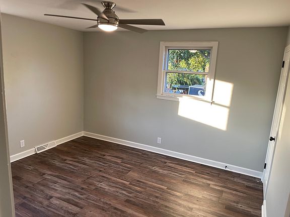 Back bedroom