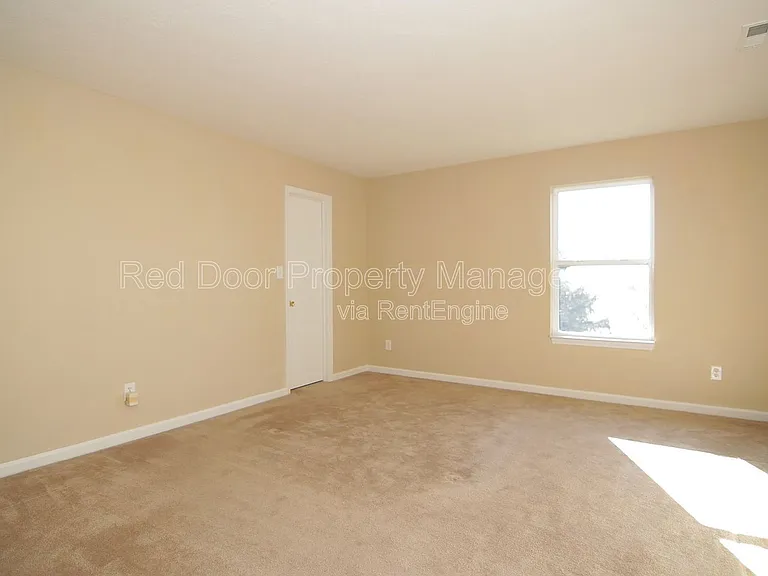 12419 Deerview Dr — Photo 19