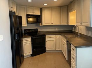 257 S Center St UNIT B, Lehi, UT 84043