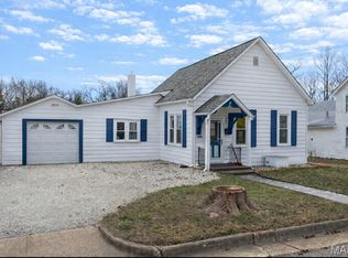 206 Rhoda St, Saint James, MO 65559