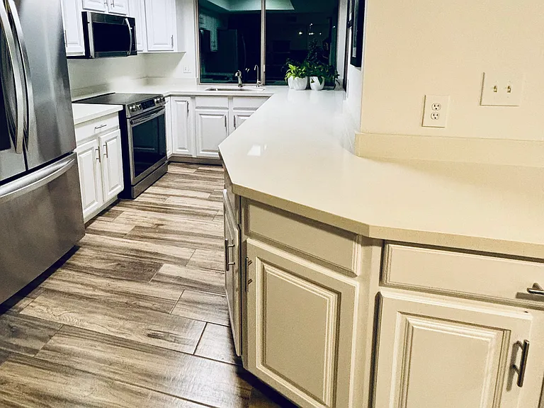 E Paradise Dr — Photo 15