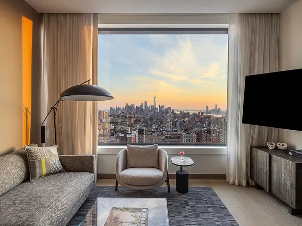 25 W 28th St Unit Ph42b, New York, NY 10001