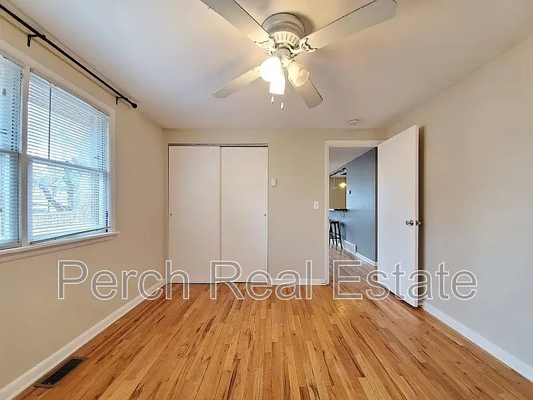 2431 Grove St — Photo 12