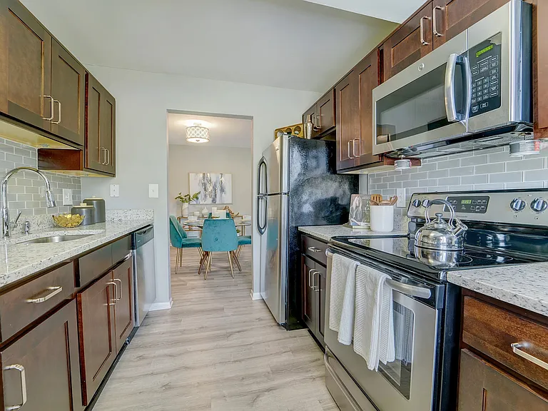 ReNew White Marsh — Photo 7