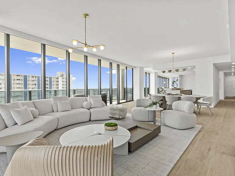 900 N Ocean Blvd #1501 — Photo 3
