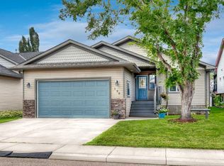 196 E Camden Pl, Strathmore, AB T1P 1Y2