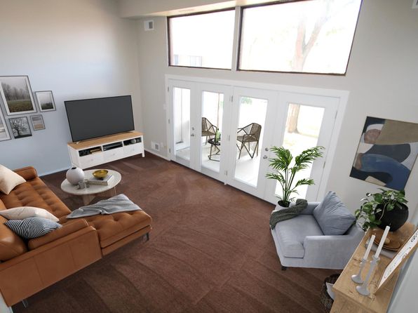 235 W Chestnut St APT 309