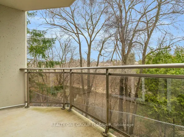 245 Queen St W #202, Centre Wellington, ON N1M 3R6