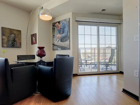5th image of 975 N Lincoln St APT 11G
