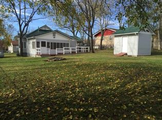 510 N Grand St, Willow Springs, MO 65793