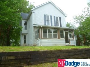 2532 S 9th St, Omaha, NE 68108