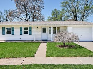 19 Concord Ave, Romeoville, IL 60446