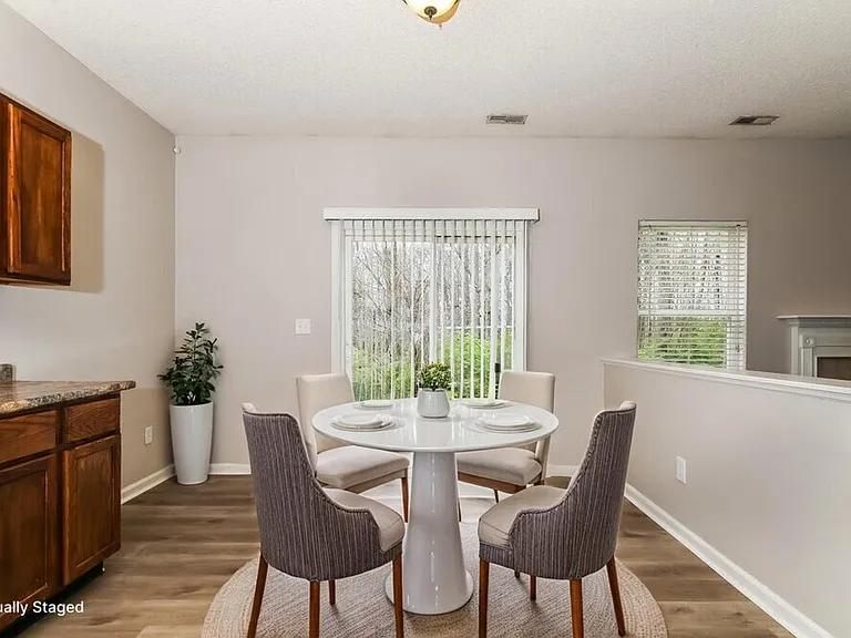 5810 Long Lake Ln — Photo 8