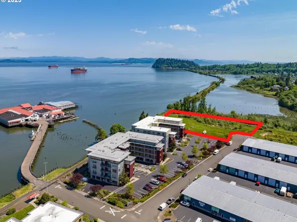 4050 Abbey Ln, Astoria, OR 97103