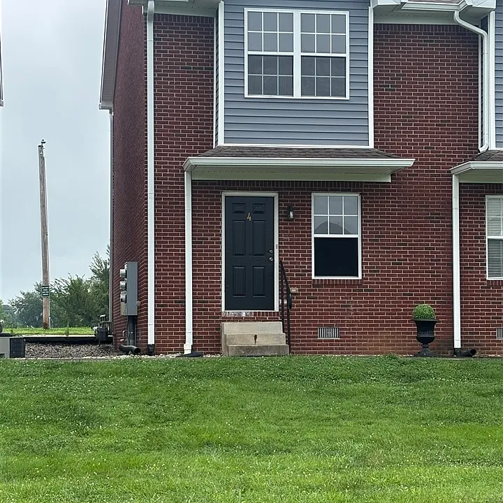 180 Coachman Ct